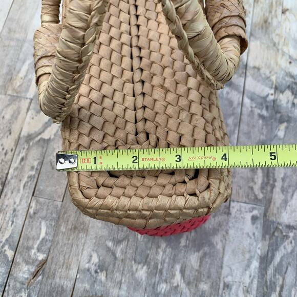 Woven Floral embroidered bag - Picture 4 of 10